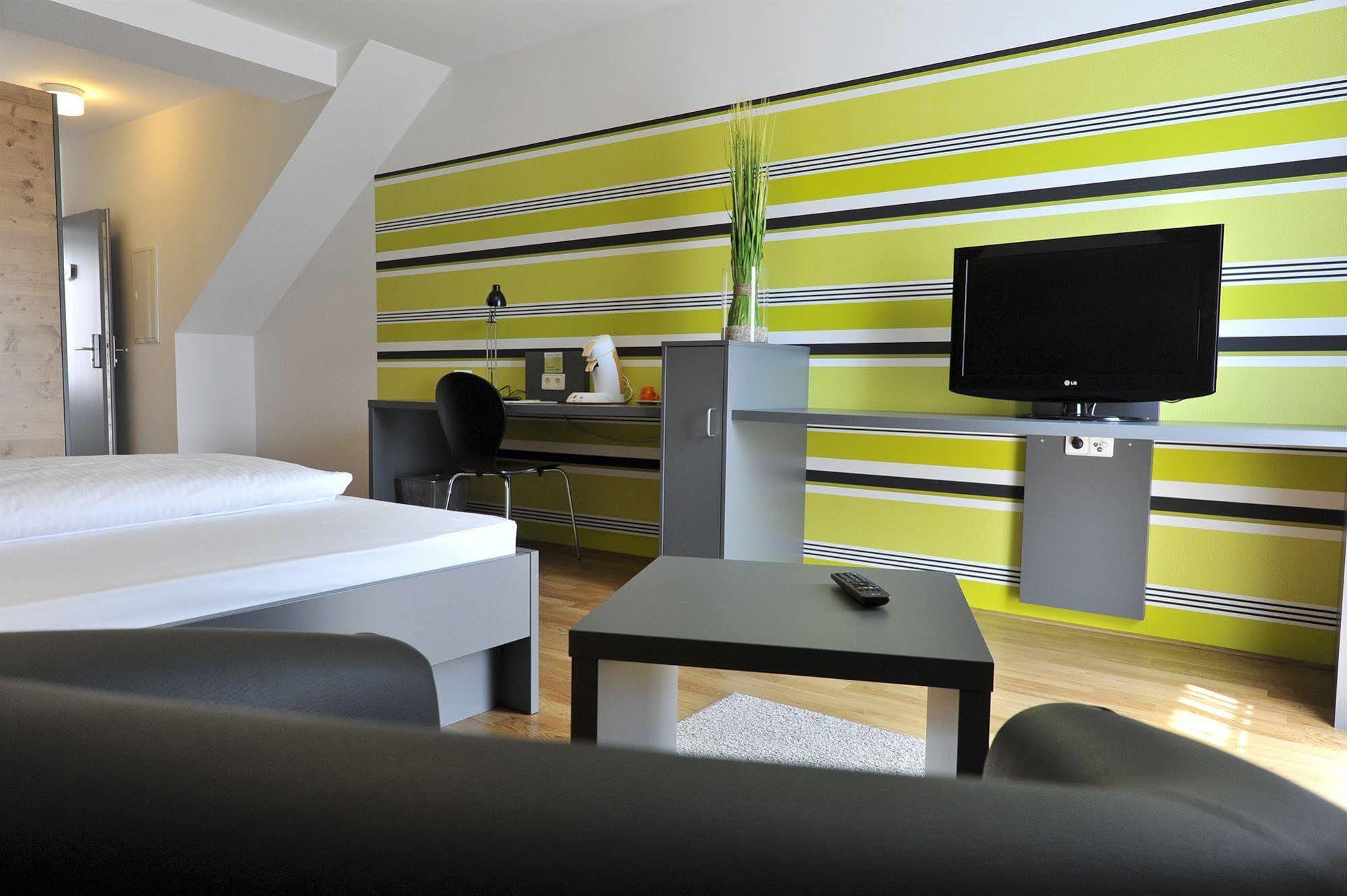 Campuszwei - Hotel & Boardinghouse Ludwigsburg Eksteriør bilde